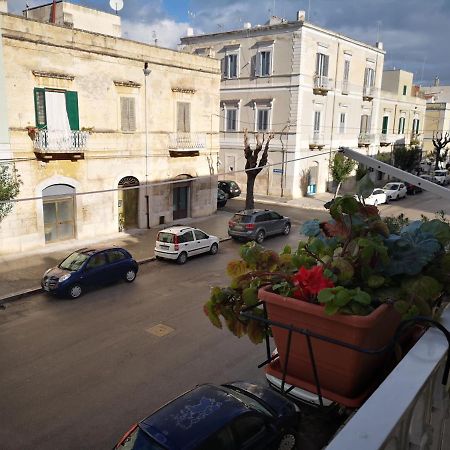 Апартаменты La Casa Delle Sorprese Трани Экстерьер фото